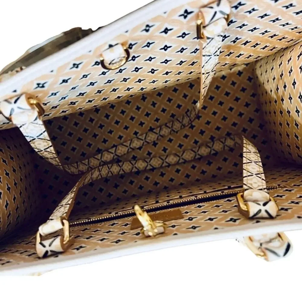 NIB Louis Vuitton By the Pool OnTheGo MM Beige Monogram Giant Watercolor M22975 - Picture 5 of 7